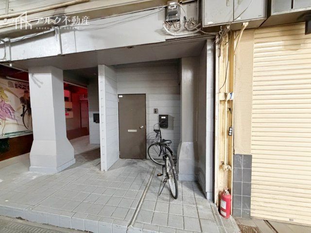Renovated 3LDK Shop House Near Kuise Station, Amagasaki - Thumbnail 2