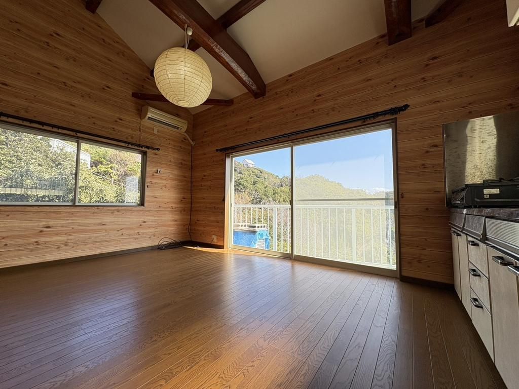 2LDK Used House with Ocean View in Inami, Wakayama - Thumbnail 2