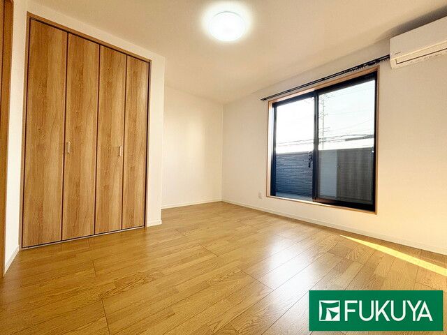 New 2025 3-Story House for Investment in Sakai, Osaka - Thumbnail 2