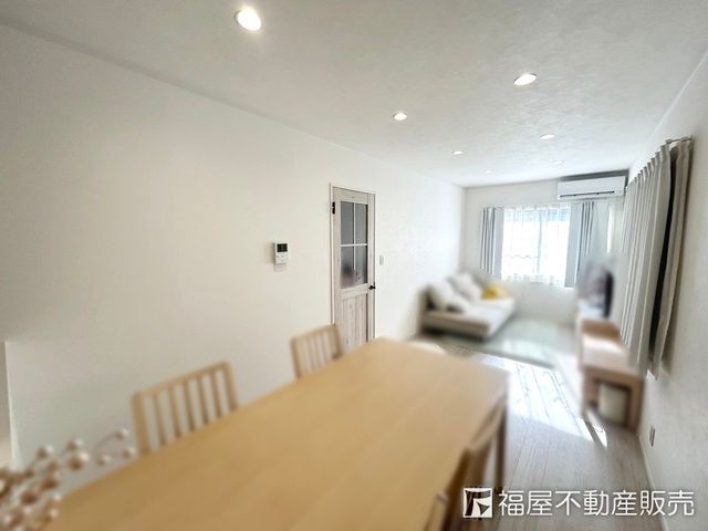 Renovated 3LDK House for Sale in Katano City, Osaka - Thumbnail 4