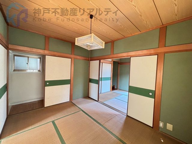 5DK Family Home for Sale Near Tsukimiyama Station, Kobe - Thumbnail 3