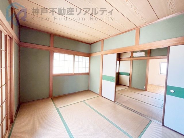 5DK Family Home for Sale Near Tsukimiyama Station, Kobe - Thumbnail 4