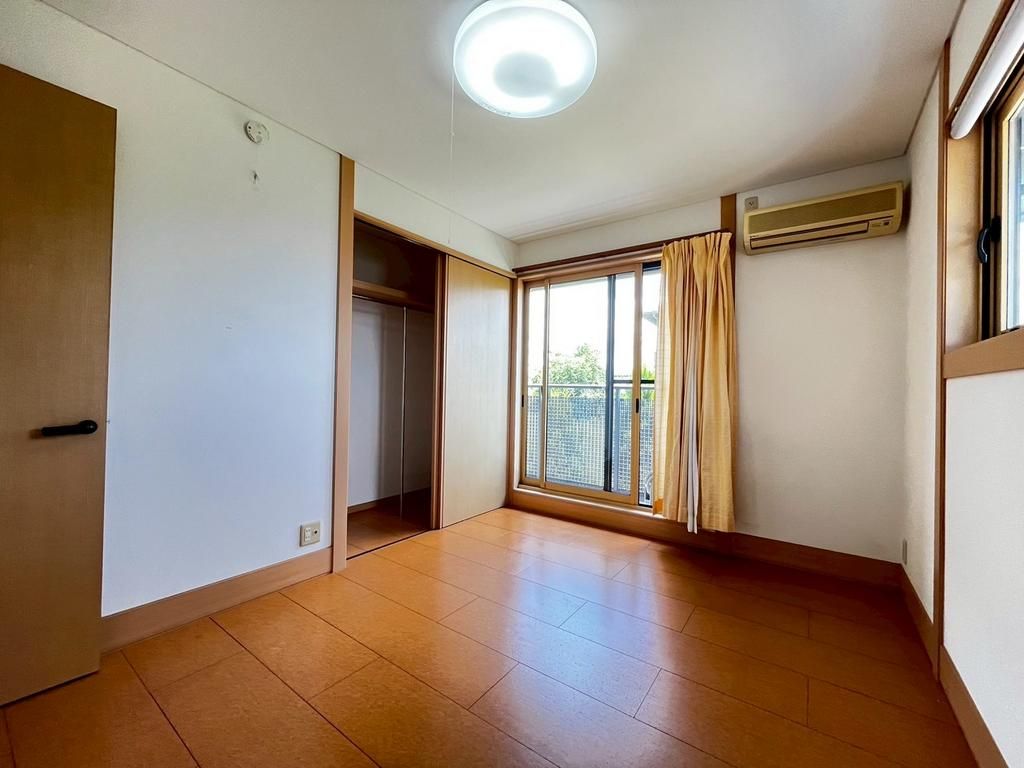 3SLDK Detached House in Sakai, Osaka | 755 sqm Land | Near Izumigaoka Station - Thumbnail 3