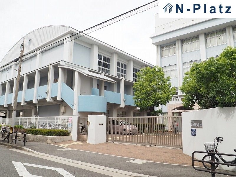 Renovated 2SLDK House near Komagabayashi Station, Kobe - Thumbnail 3