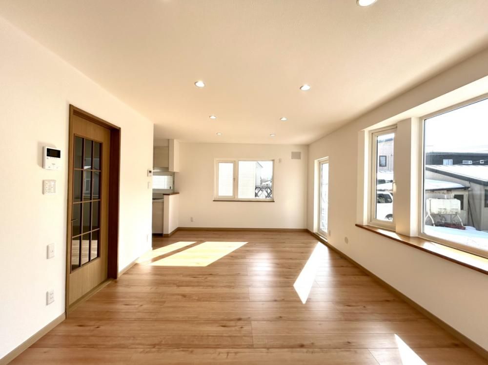Renovated 4LDK House with Garden in Noboribetsu, Hokkaido - Thumbnail 3