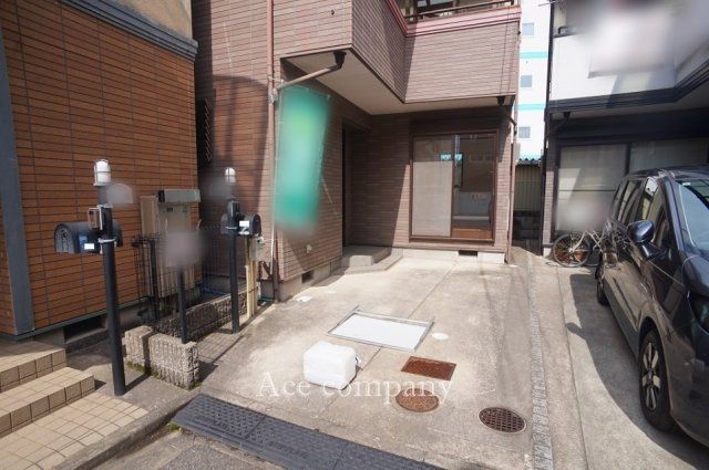 Renovated 3LDK House near Nagata Station, Higashiosaka - Thumbnail 2