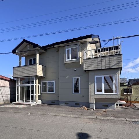 Renovated 4SLDK House in Tomakomai, Hokkaido - Thumbnail 2