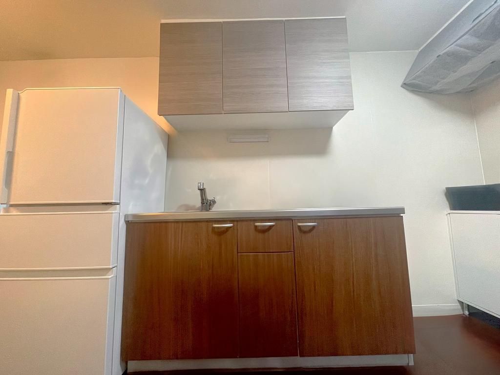 Renovated 1SLDK Terrace House in Osaka Nishinari Ward - Thumbnail 3