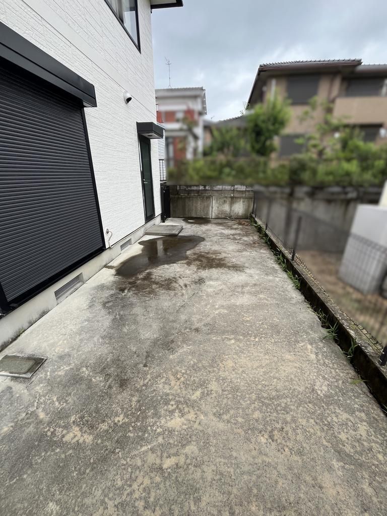 4LDK House for Sale in Kobe Nishi Ward with Terrace and Parking - Thumbnail 2
