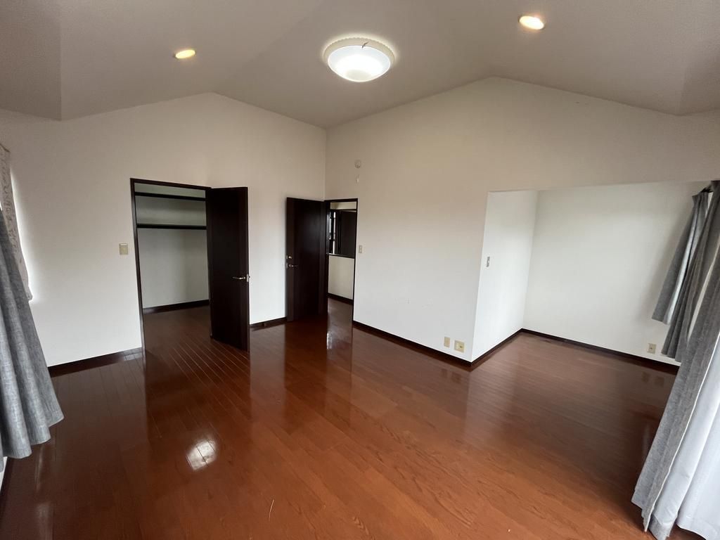 4LDK House for Sale in Kobe Nishi Ward with Terrace and Parking - Thumbnail 4