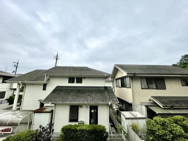 4LDK House for Sale in Kobe's Kita Ward - Spacious Plot & Garden - Thumbnail 2