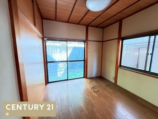 5DK Used House for Sale in Wakayama City, Wakayama - Thumbnail 2