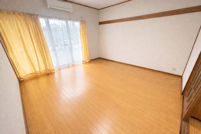 4DK Detached House for Sale in Otsu, Oita City - Thumbnail 3
