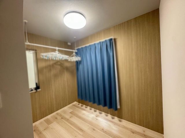 Modern 4LDK Detached House for Sale in Yao, Osaka - Thumbnail 3