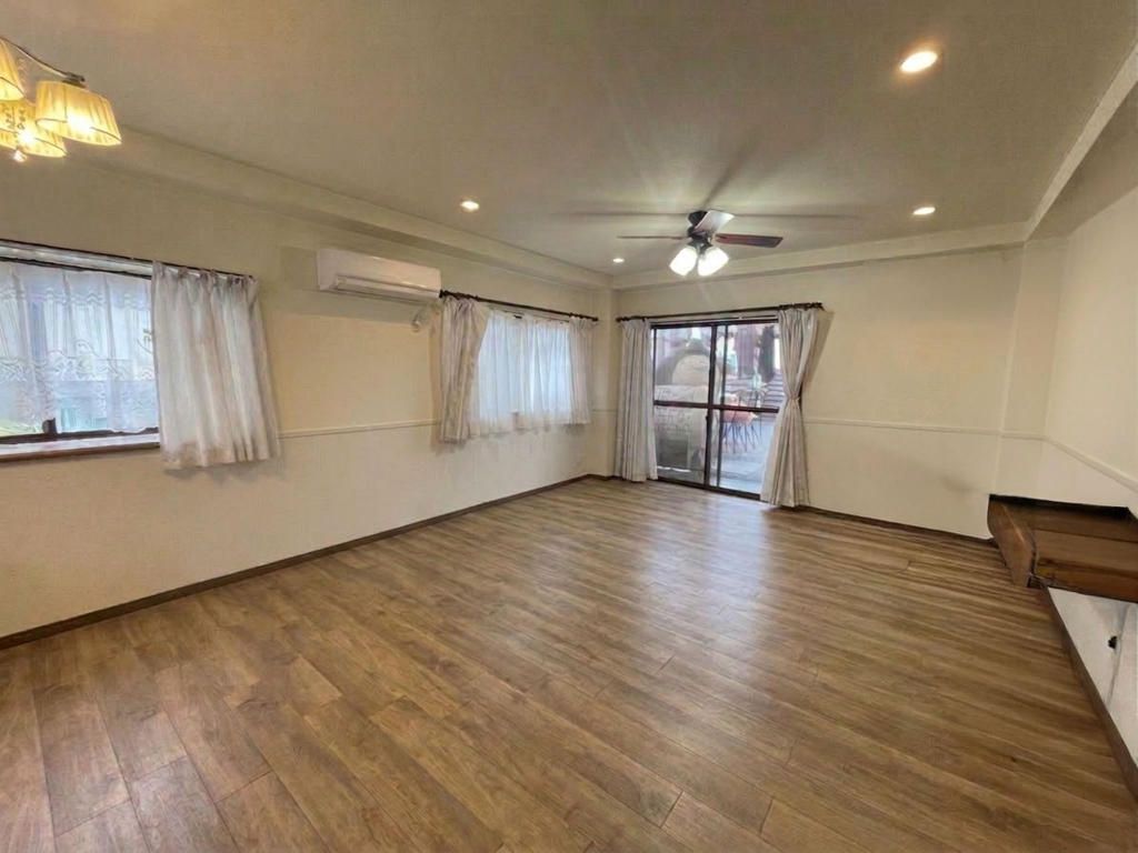 4SLDK Steel-Frame House for Sale in Toyonaka, Osaka - Thumbnail 3