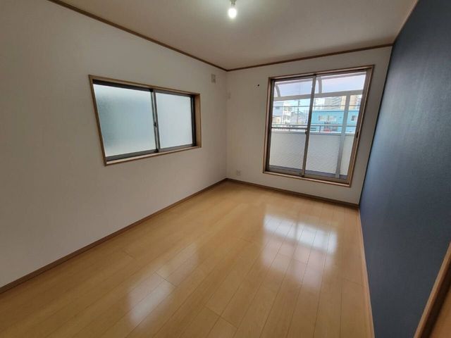 4LDK Detached House for Sale in Higashiosaka, Osaka | Renovated 2025 - Thumbnail 4