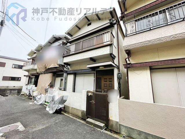 3DK House for Sale in Kobe Tarumi, 10 min from Higashi-Tarumi Station - Thumbnail 2