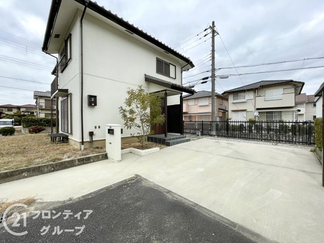 Renovated 3LDK Detached House for Sale in Goryo-cho, Nara - Thumbnail 4