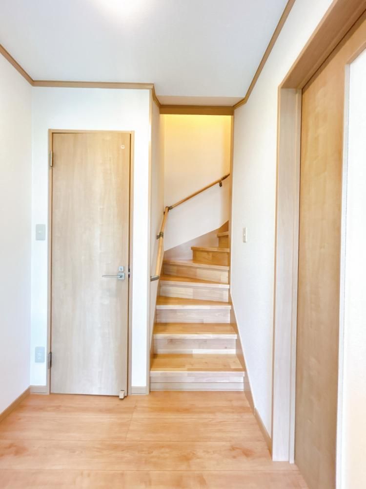 Renovated 5LDK House for Sale in Asahikawa, Hokkaido - Thumbnail 3
