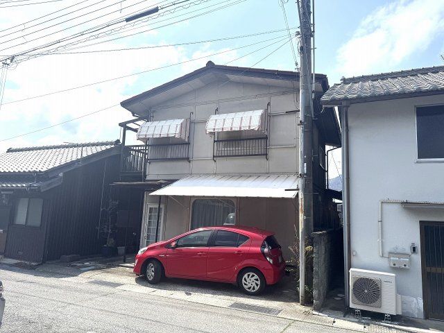 Shop-Attached 5LDK House for Sale in Nishiwaki, Hyogo - Thumbnail 2