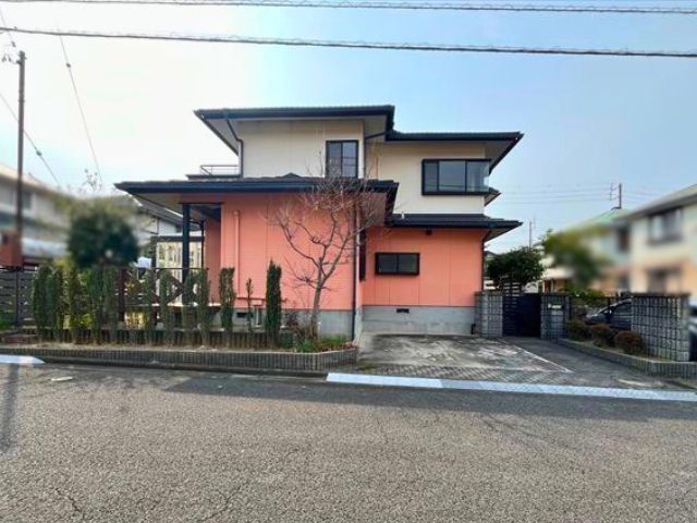 4SLDK House for Sale in Yokkaichi, Mie - 135.10 sqm - Thumbnail 2