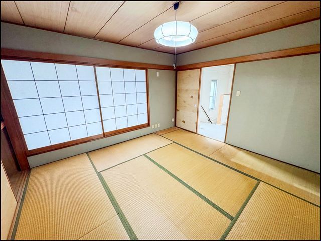 6DK Family House on 328 sqm Land in Kawachinagano, Osaka - Thumbnail 3