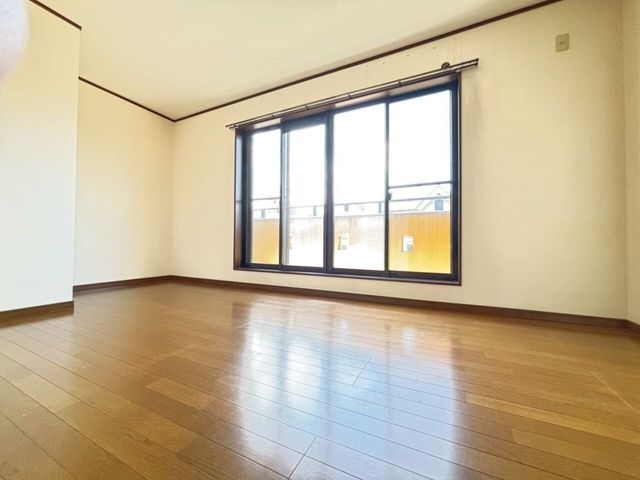 4LDK Detached House for Sale in Kadoma City, Osaka - Thumbnail 3
