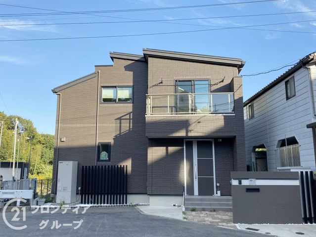 2019-Built 3SLDK House with Solar Power & Floor Heating in Kobe - Thumbnail 4