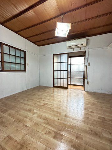 2LDK Vacant House in Yamatotakada City, Nara - 46m2 - Thumbnail 2
