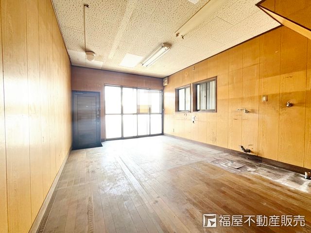4DK Wooden House for Sale near Higashihanazono Station, Higashiosaka - Thumbnail 4