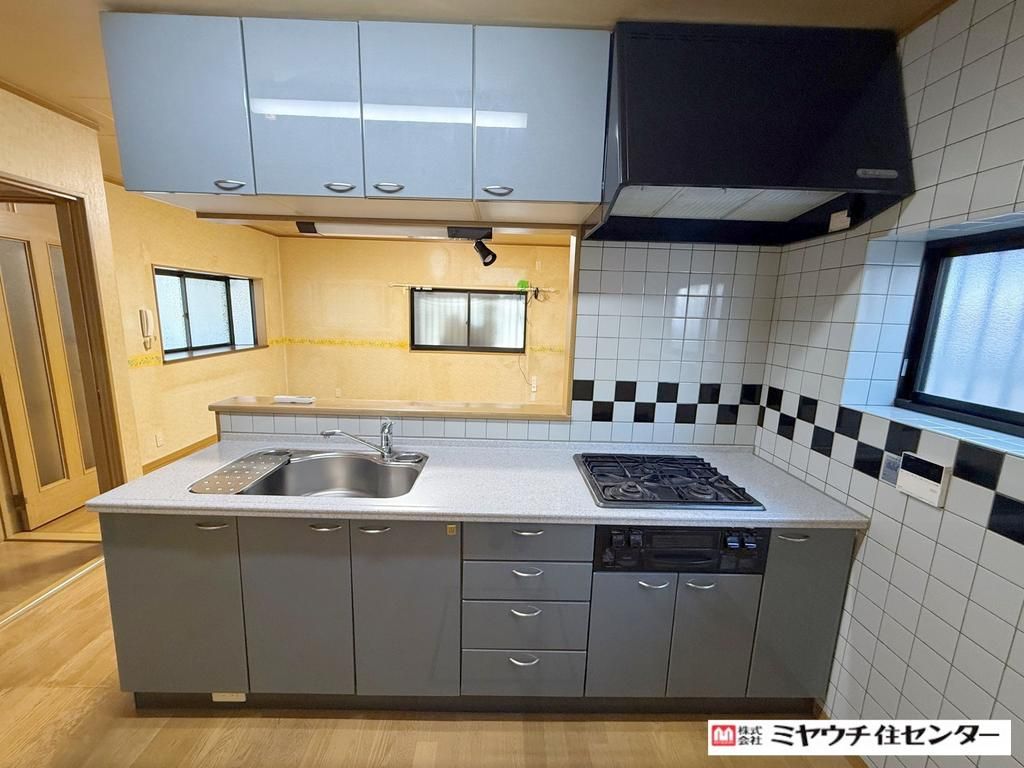 3LDK Detached House for Sale in Habikino, Osaka - 980万円 - Thumbnail 4