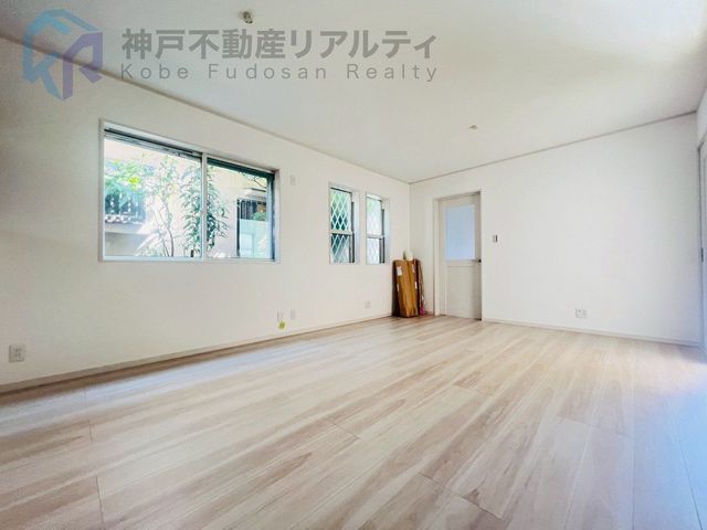 New 4LDK Detached House for Sale in Akashi, Hyogo - Thumbnail 2