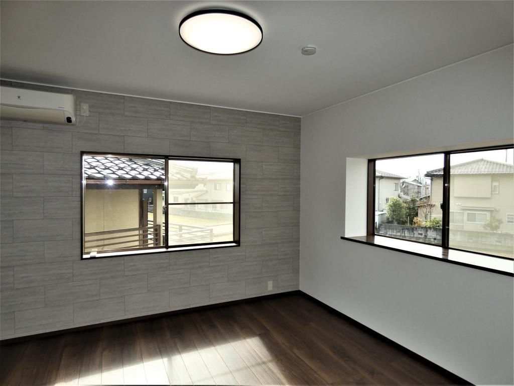 Renovated 4DK House for Sale in Kanazawa, Ishikawa - Thumbnail 2