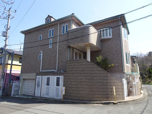 川西市湯山台2丁目 中古一戸建て 4SLDK 6,850万円 - Thumbnail 2