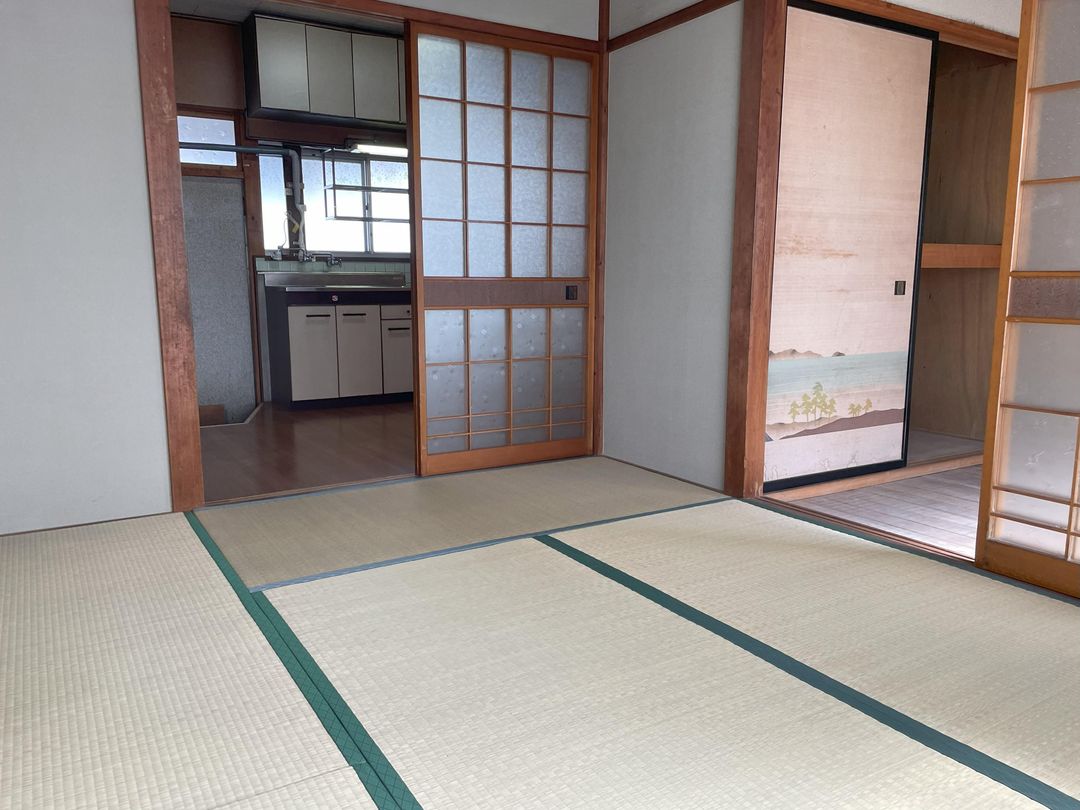 Traditional Wooden House in Hida City Furukawa District - Thumbnail 2