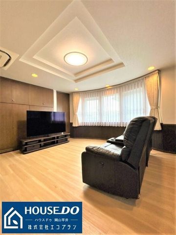 3SLDK House for Sale in Minato-ku, Okayama - Thumbnail 2