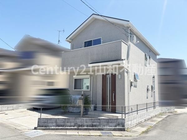 Modern 4LDK House in Kameoka, Kyoto with Solar Power - Thumbnail 4
