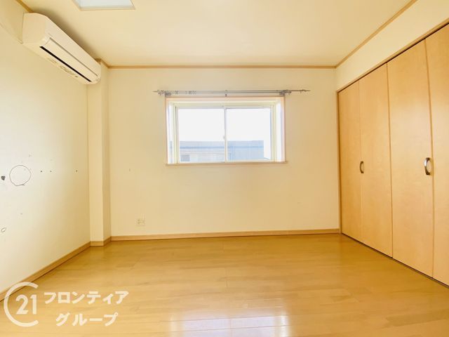 Modern 4LDK Steel House for Sale in Moriguchi, Osaka - Thumbnail 3