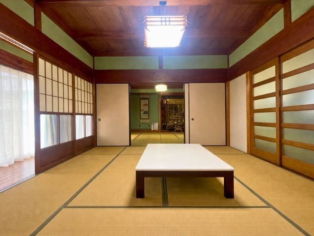 Spacious 12DK Traditional House on 582 sqm Land in Inabe, Mie - Thumbnail 4