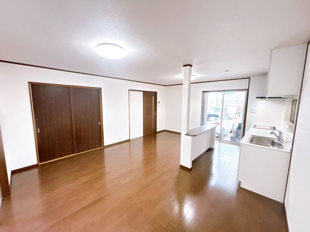 4LDK Renovated House for Sale in Yawata, Kyoto 106 sqm - Thumbnail 4