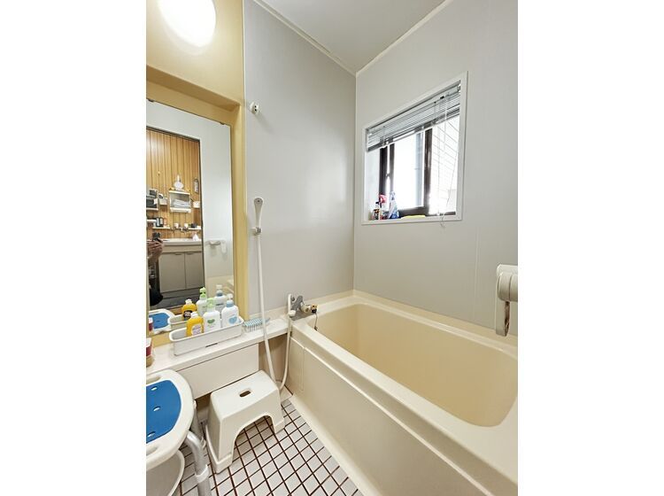 Spacious 7DK House on 330sqm Land in Fukui City - Thumbnail 2