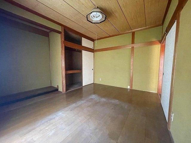 Spacious 3LDK Detached House in Quiet Himeji Neighborhood - Thumbnail 4