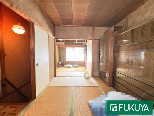 5DK Detached House for Sale near Hachihonganji Station, Higashi-Osaka - Thumbnail 3