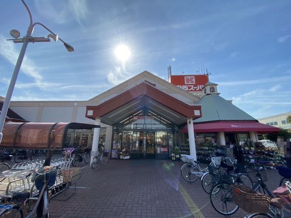 3K Wooden House for Sale in Toyonaka, Osaka - Main Image