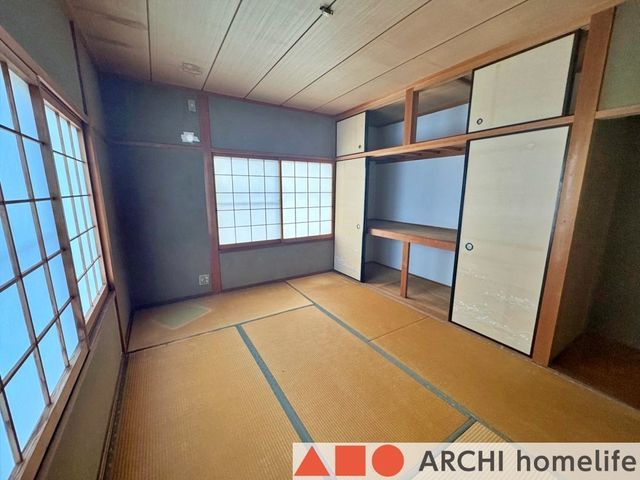 4DK Traditional House in Himeji with Parking | Spacious Japanese Home - Thumbnail 4