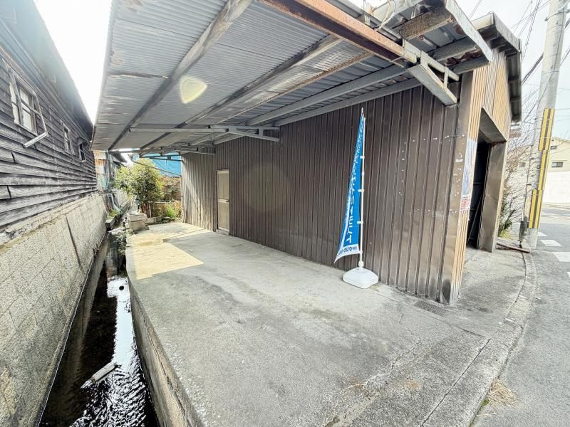 5LDK Family Home with Elevator for Sale in Izumi City, Osaka - Thumbnail 3