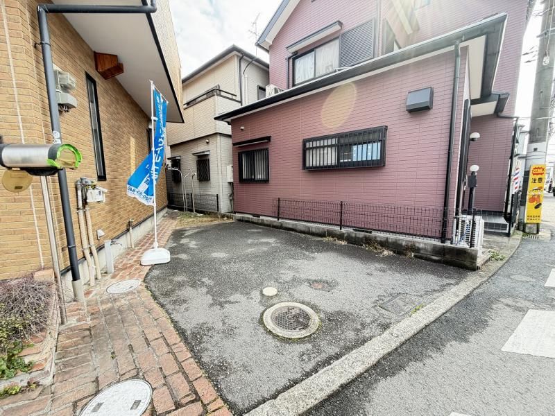 5LDK Family Home with Elevator for Sale in Izumi City, Osaka - Thumbnail 2