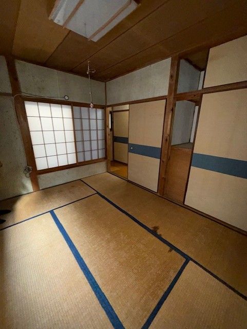 3DK Wooden House for Sale in Higashisumiyoshi, Osaka - 8.8M Yen - Thumbnail 4