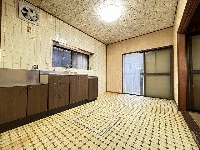 4DK House for Sale in Harima Town, Hyogo - 100.10㎡ Land & Building - Thumbnail 2