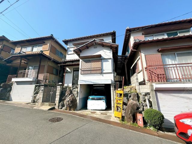4SLDK Wooden House for Sale in Nara City, Nara Prefecture - Thumbnail 2